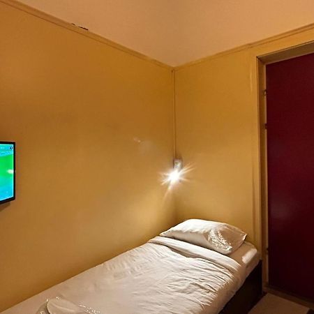 Central Accommodation Budget By Hr Bukurešť Exteriér fotografie